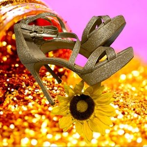 ✨ Gold platforms ✨